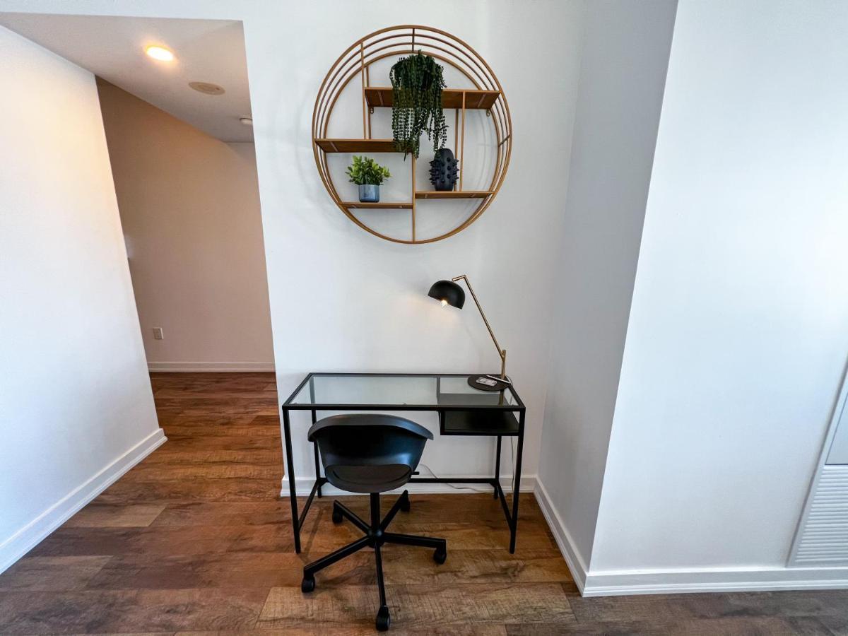 Simply Comfort. Elegant Apartments Dan Lecki Toronto Luaran gambar
