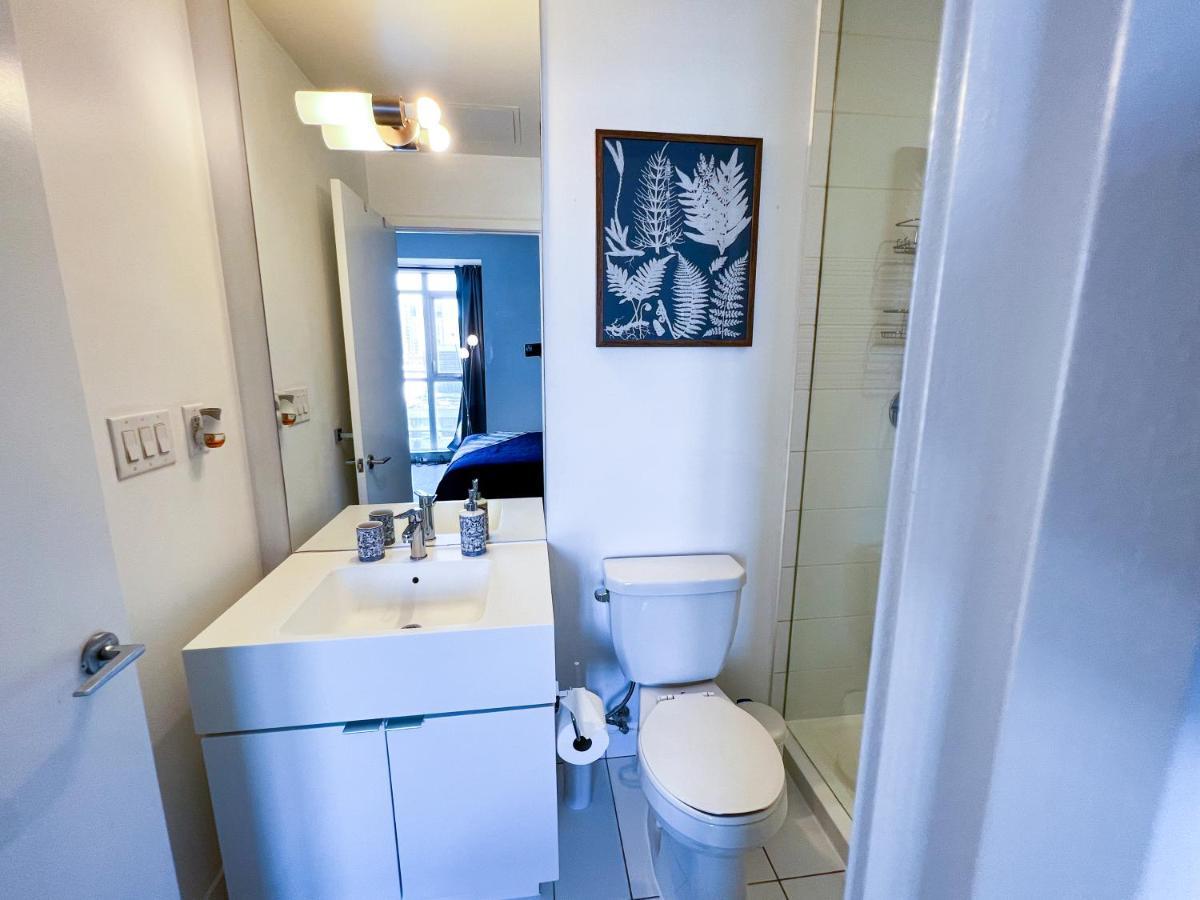 Simply Comfort. Elegant Apartments Dan Lecki Toronto Luaran gambar