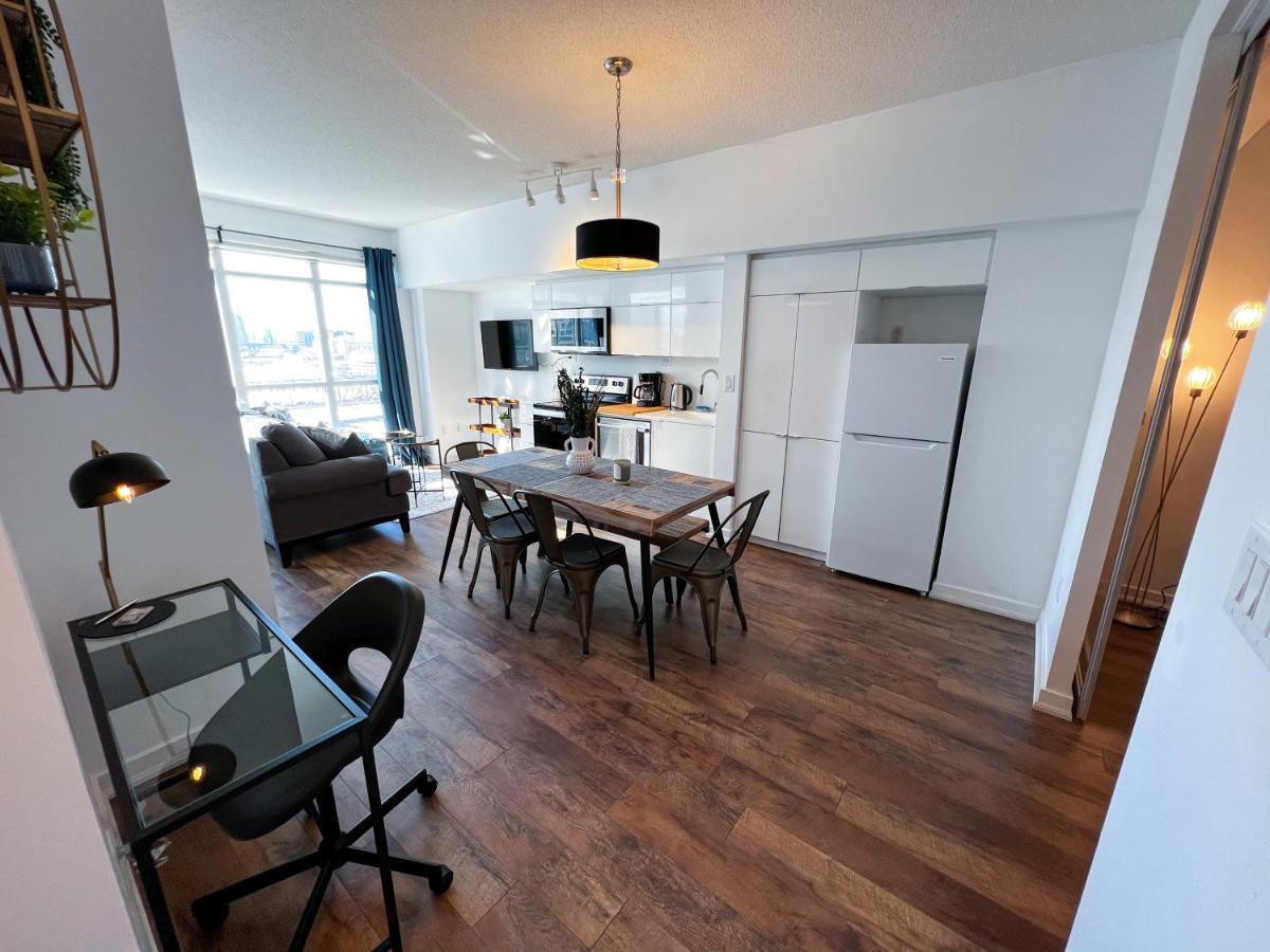 Simply Comfort. Elegant Apartments Dan Lecki Toronto Luaran gambar