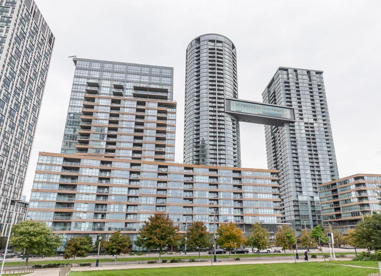 Simply Comfort. Elegant Apartments Dan Lecki Toronto Luaran gambar